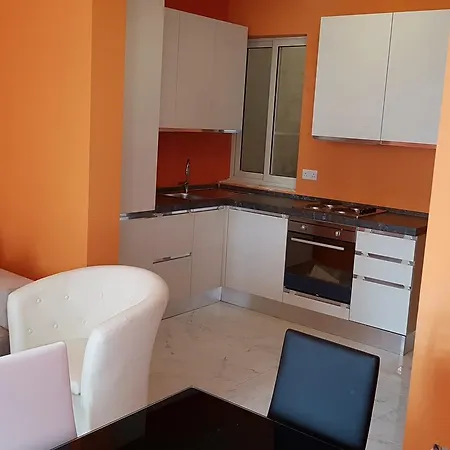 Paceville Luxury Vacation Apartment *